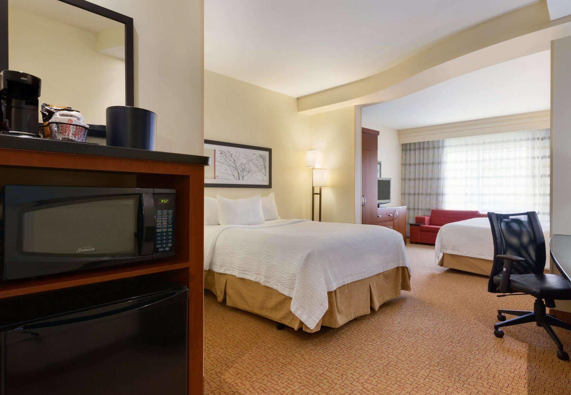Hotel Courtyard By Marriott Pittsburgh Washington Meadow Lands Exterior foto